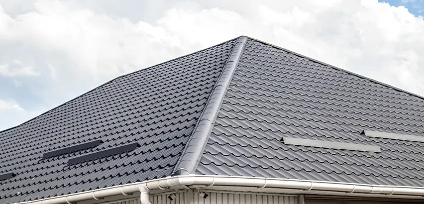 Roof Gully Repair in Puyallup