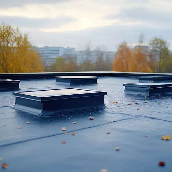 Why Puyallup, WA Property Owners Select Puyallup Roofing Services for Flat Roof Replacement?